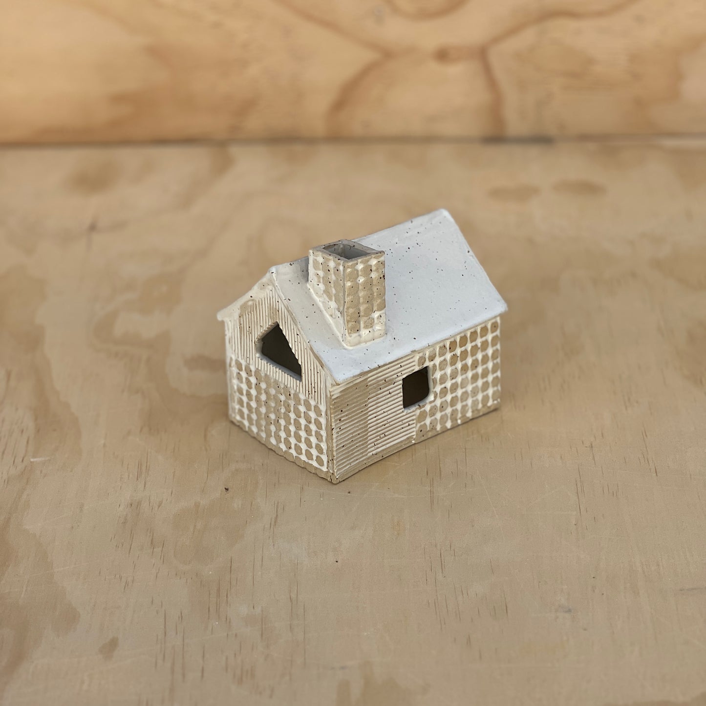 Make A House - 30 March . 1 space remaining