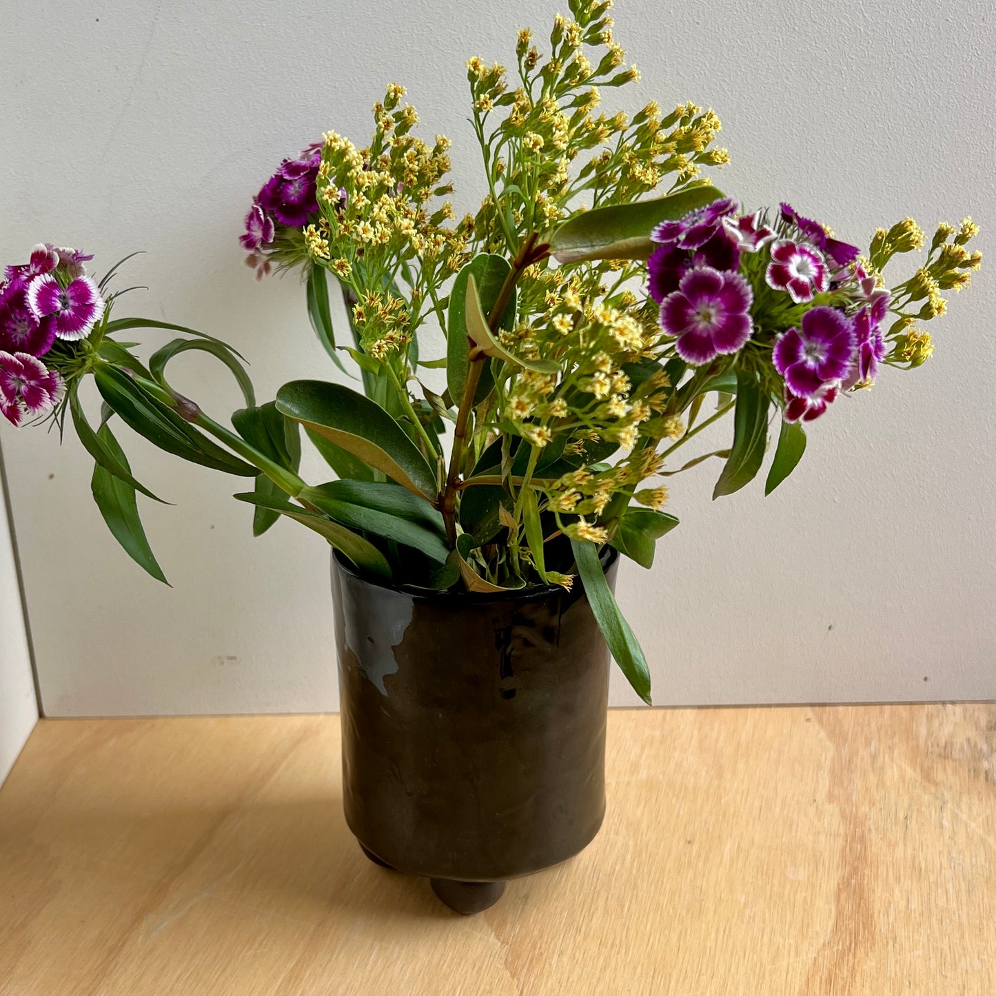 Twizel - Cylinder pot and tray Sat 18 April